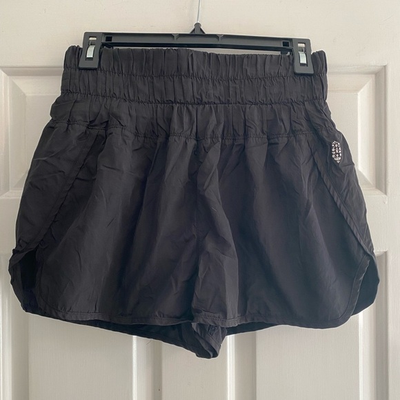 Free People FP Movement High Waisted Shorts Size M - Picture 1 of 6